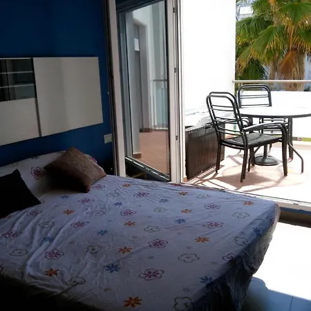 0206-h - Luxury 1 Bedroom With Pool View In Las Marines,